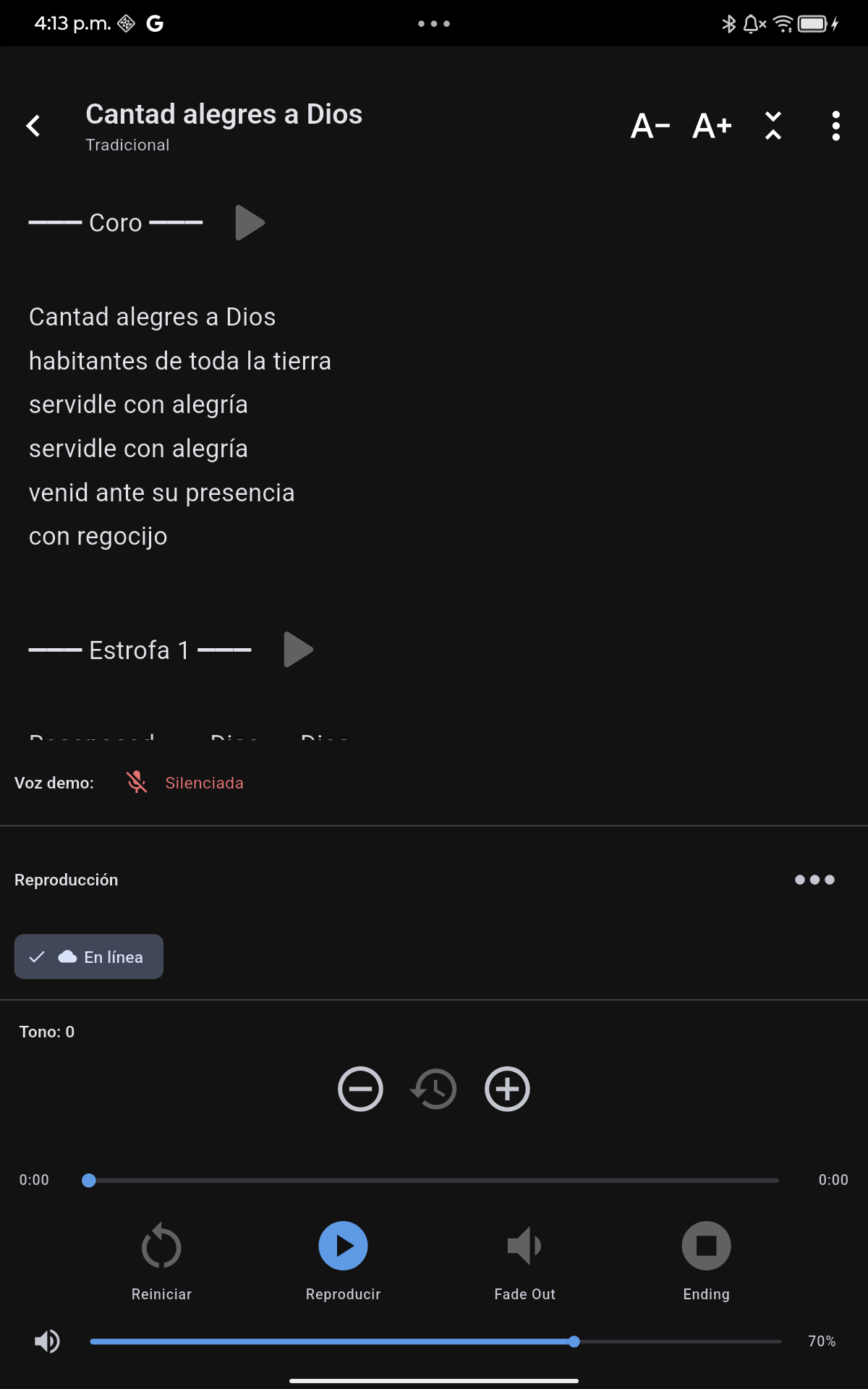 Reproductor de pista de acompañamiento en Corus con controles de fade out y ending